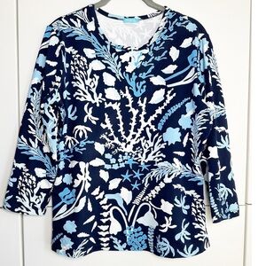 J. McLaughlin Ocean Print Catalina Cloth 3/4 Sleeve Round Neck Top L Blue White
